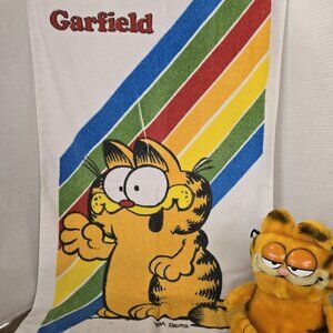 VINTAGE COOL RARE TO FIND 1980'S GARFIELD TOWEL!